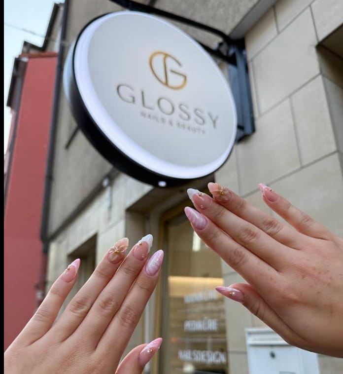 Nageldesign bei Glossy Nails & Beauty Jena 32