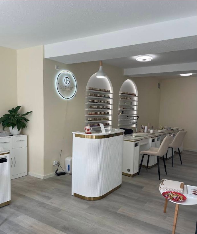 Empfangsbereich bei Glossy Nails & Beauty Jena